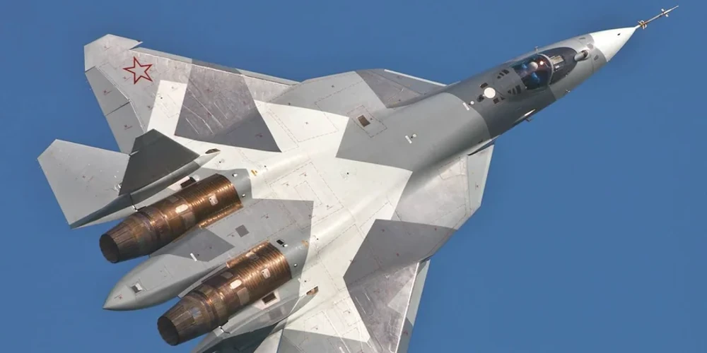 Російський багатоцільовий винищувач п'ятого покоління Су-57