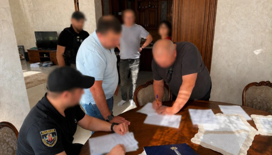 Обшуки і вилучені речові докази у справі «Турботи» на Київщині